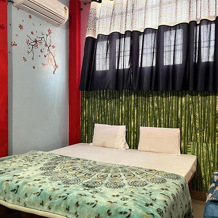 Indra Paying Guest House พาราณสี ภายนอก รูปภาพ